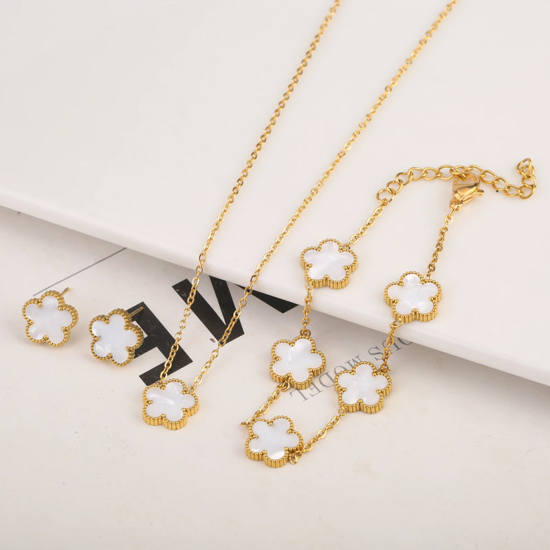 Adjustable New Design Gold Plated Stainless Steel Chain , white flower